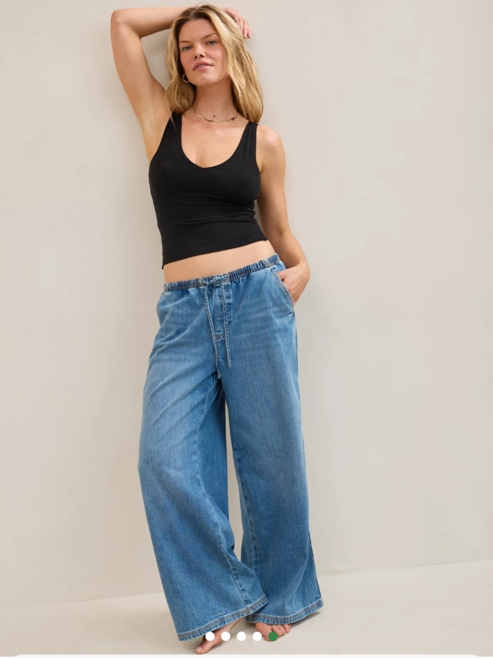 AE Aerie Smoothez Double V Tank Top S Black Build-in bra crop tee